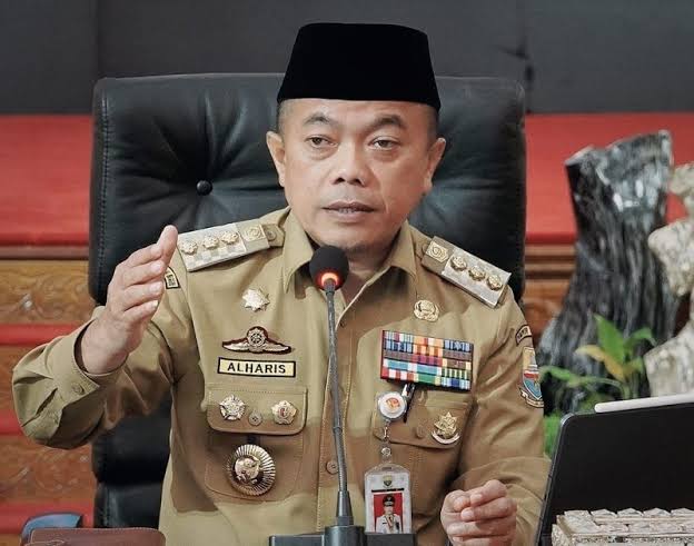 images - 2023-11-28T203229.799