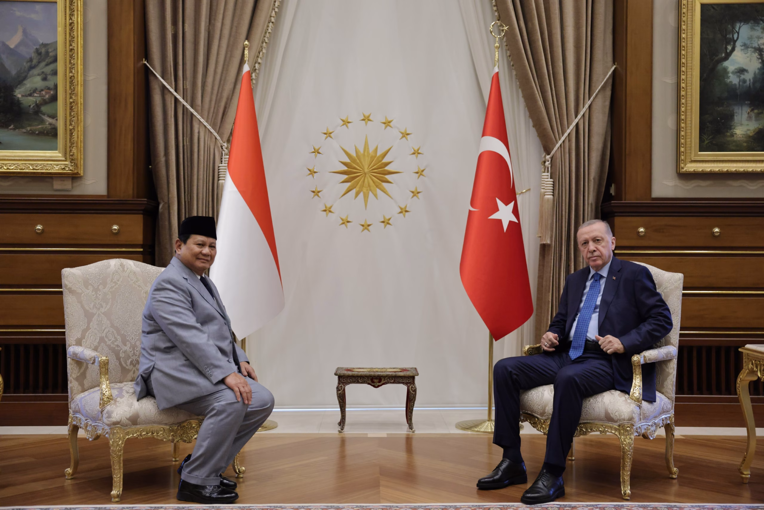 Menteri Pertahanan RI, Prabowo Subianto bertemu Presiden Turki, Recep Tayyip Erdoğan di Ankara, Turki, Selasa (30/7/2024)