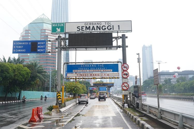 image_750x_68da096659016