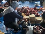 masjid-al-azhar-pakai-besek-bambu-daging-kurban-1779864728550_169