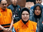 Bupati-Sukoharjo-Etik-Suryani-menjadi-tersangk-dan-mengenakan-rompi-oranye-KPK-3638043364