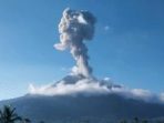 gunung_lewotobi_laki_laki_erupsi_minggu_572026