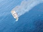 KMP-Putri-Yasmin-Terbakar-di-Selat-Lombok-1
