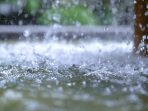 pngtree-beautiful-summer-heavy-rain-raindrops-falling-into-the-water-splashing-water-image_800853