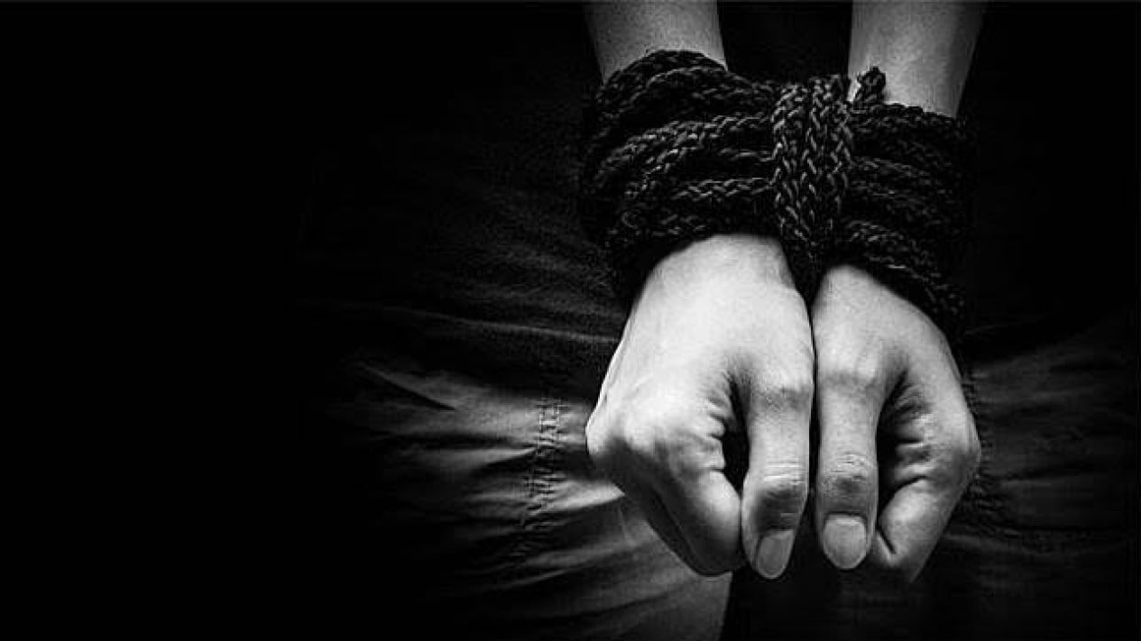 666b9f8a820e3-viral-keluarga-diduga-disekap-polisi-di-hotel-kawasan-medan-begini-fakta-sebenarnya_1265_711