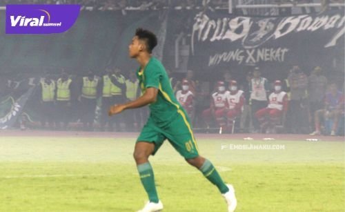 pemain-sepak-bola-asal-palembang-wahyudi-lolos-seleksi-persebaya-220802b-rev1.jpg