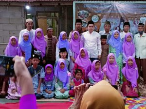 bayu-apriansach-anggota-dprd-oki-buka-bersama-anak-anak-penghafal-quran-220802o-rev2.jpg