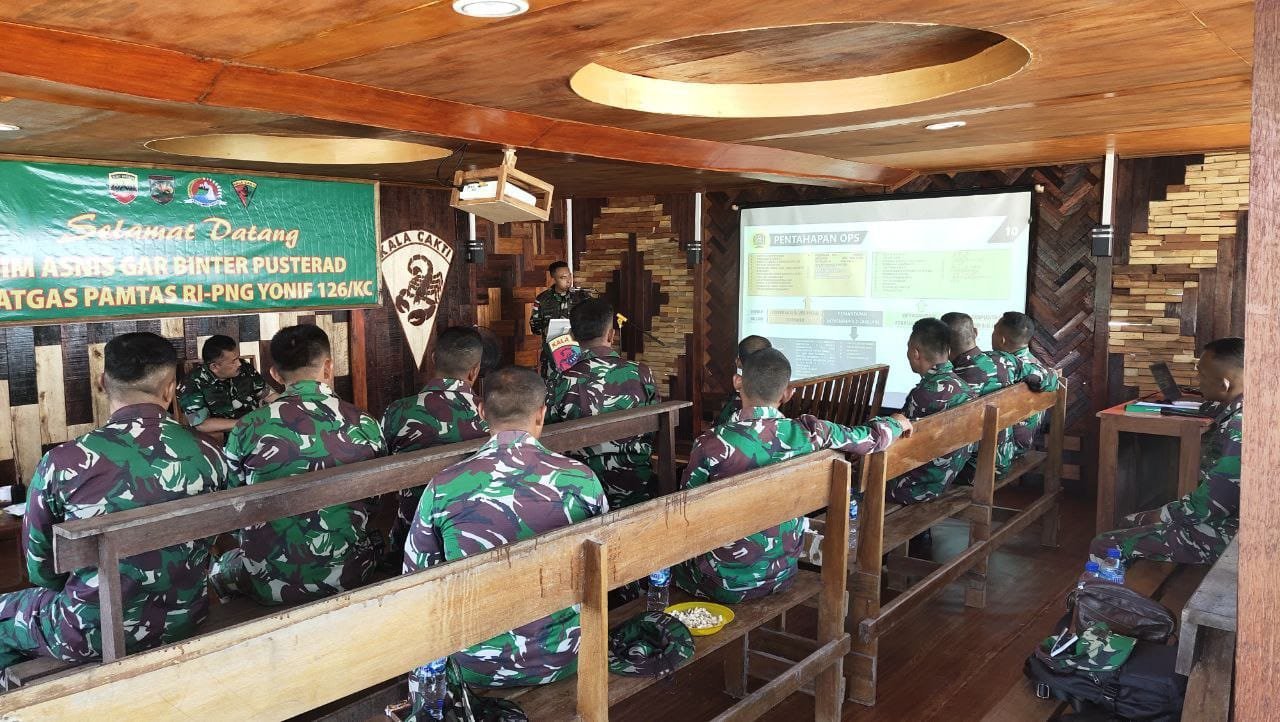 pembekalan-dan-asistensi-satgas-ops-pusterad-kepada-satgas-yonif-126kc-di-papua-220802e-rev1.jpg