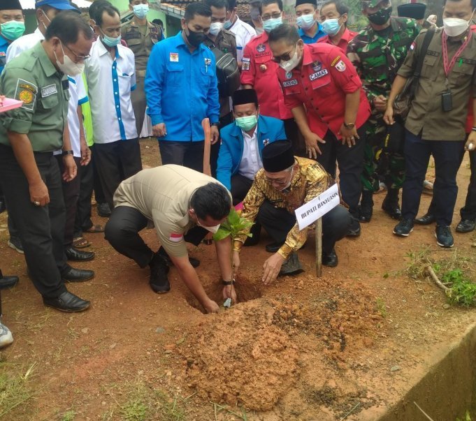 dpd-knpi-banyuasin-melaunching-kepulauan-bueh-di-kelurahan-seterio-220802y-rev1.jpg