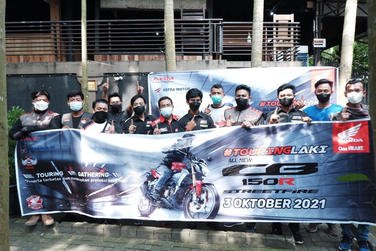 astra-motor-bareng-phso-palembang-gelar-touring-laki-220802t-rev1.jpg