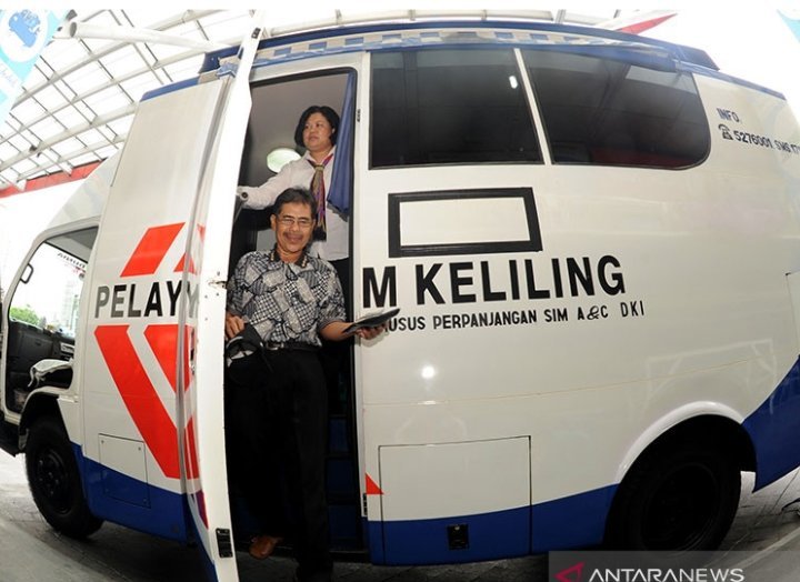 polda-metro-buka-layanan-sim-keliling-di-jakarta-220802b-rev1.jpg