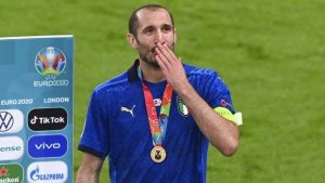 chiellini-tunggu-panggilan-dari-juventus-220802z-rev1.jpg