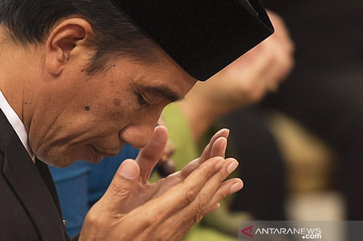 presiden-mengajak-masyarakat-untuk-berdoa-bersama-agar-pandemi-segera-berakhir-2208023-rev1.jpg