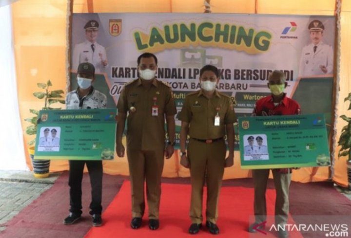 pemkot-banjarbaru-luncurkan-kartu-kendali-lpg-3-kilogram-220802w-rev1.jpg