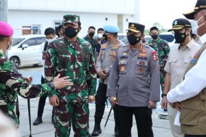 panglima-tni-tni-akan-kirim-nakes-tambahan-ke-tiga-tempat-di-jakarta-220802f-rev1.jpg