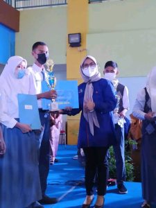 tiga-siswa-smkn-1-lahat-wakili-provinsi-tingkat-nasional-220802h-rev1.jpg