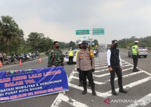 urai-kemacetan-gerbang-tol-baranangsiang-kembali-ditutup-sementara-2208029-rev1.jpg
