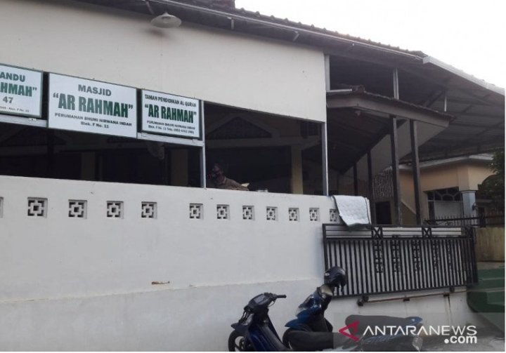 rt-berstatus-zona-merah-setelah-jemaah-masjid-terpapar-covid-19-220802a-rev1.jpg