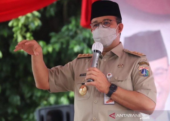 anies-aktivitas-mal-hingga-bioskop-di-zona-merah-dihentikan-sementara-220802c-rev1.jpg