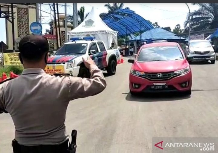 polres-rejang-lebong-tindak-kendaraan-pemudik-220802l-rev1.jpg