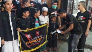 komunitas-innova-comunity-sumsel-buka-bersama-anak-yatim-220802k-rev1.jpg