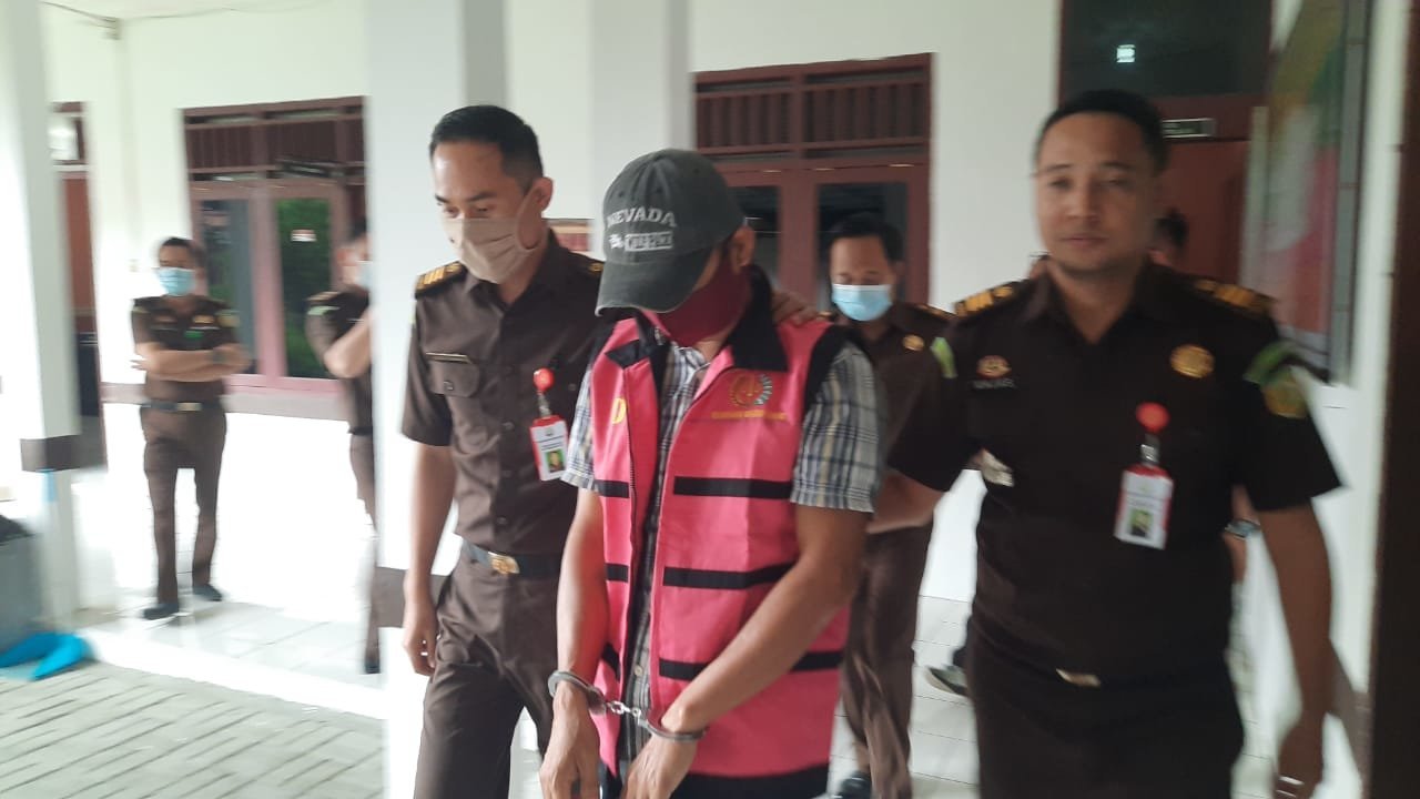 diduga-korupsi-dana-desa-mantan-kades-ditetapkan-tersangka-220802n-rev1.jpg