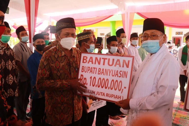 askolani-dan-slamet-safari-ramadhan-di-muara-padang-220802b-rev1.jpg