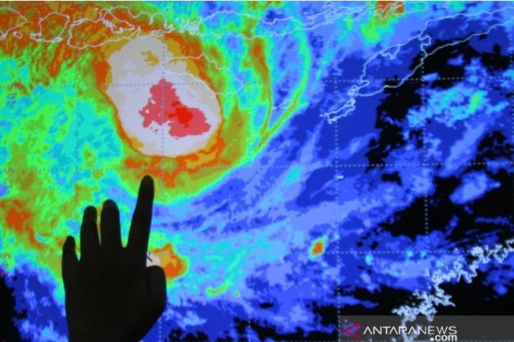 bmkg-waspada-dampak-siklon-tropis-seroja-di-empat-provinsi-220802c-rev1.jpg