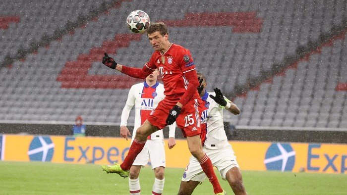 bayern-vs-psg-die-roten-dominan-tapi-tetap-saja-kalah-220802r-rev1.jpg