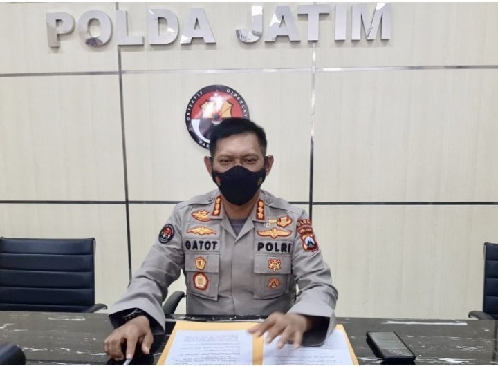 densus-88-tangkap-dua-terduga-teroris-di-tulungagung-dan-nganjuk-2208025-rev1.jpg