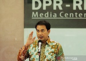 dpr-tegaskan-revisi-uu-ite-penting-dan-layak-masuk-prolegnas-2021-2208036-rev537.jpg