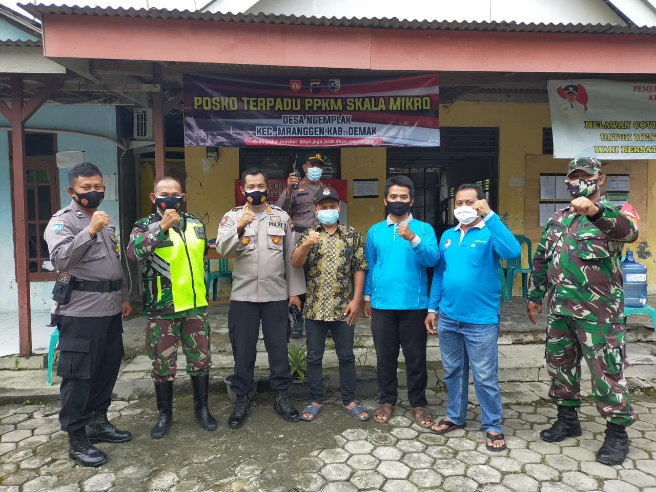 danramil-12mranggen-cek-kesiapan-posko-skala-mikro-di-11-desa-di-kecamatan-mranggen-2208067-rev1.jpg