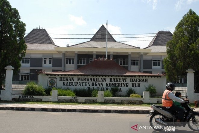 dprd-oku-nilai-bumd-belum-optimal-serap-pad-220806x-rev1.jpg
