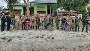 pastikan-wilayah-perbatasan-indonesia-malaysia-kondusif-satgas-yonif-642-bersama-ciq-laksanakan-patroli-bersama-220806c-rev2.jpg