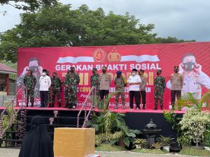tni-polri-gelar-gerakan-baksos-dan-dialog-lintas-agama-pemuda-di-poso-220806f-rev1.jpg