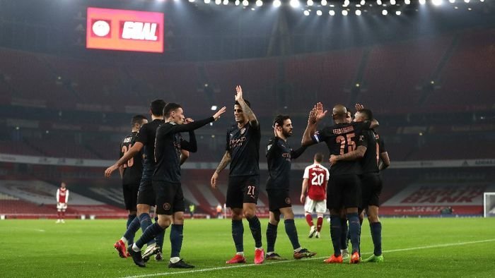 piala-liga-inggris-man-city-hajar-arsenal-4-1-220806m-rev2.jpg