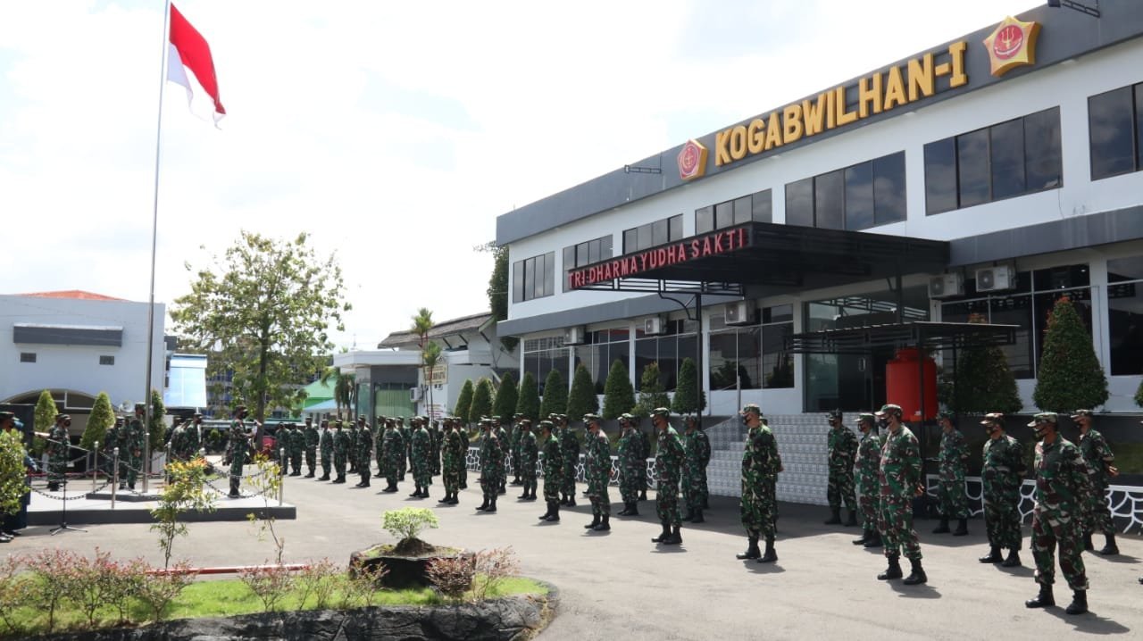 pangkogabwilhan-i-pimpin-apel-khusus-prajurit-makogabwilhan-i-220806f-rev2.jpg