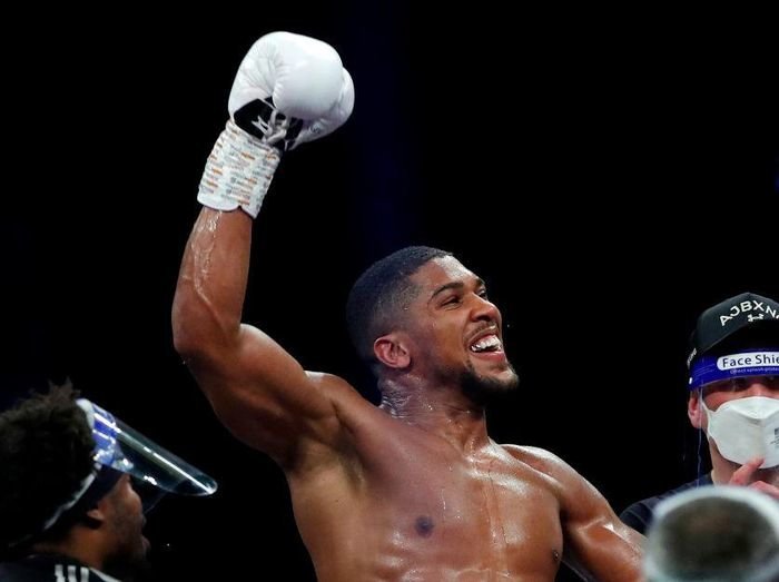 anthony-joshua-vs-tyson-fury-akan-digelar-mei-2021-220806d-rev1.jpg