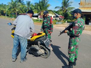 jelang-natal-dan-tahun-baru-satgas-pamtas-yonif-642kapuaslaksanakansweepingdi-perbatasan-2208068-rev1.jpg