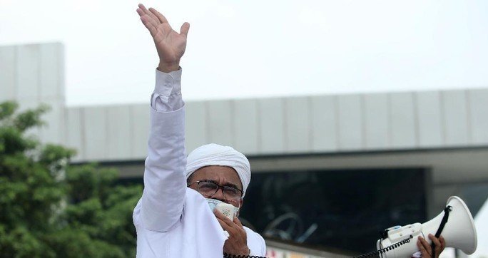 habib-rizieq-tersangka-kasus-kerumunan-terancam-6-tahun-penjara-220806n-rev1.jpg