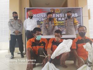 polisi-tangkap-3-pelaku-penambang-pasir-ilegal-di-muba-220806e-rev2.jpg