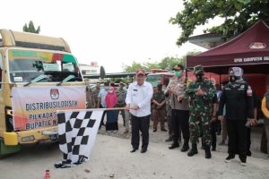 kpu-oi-distribusikan-logistik-pilkada-220806n-rev2.jpg