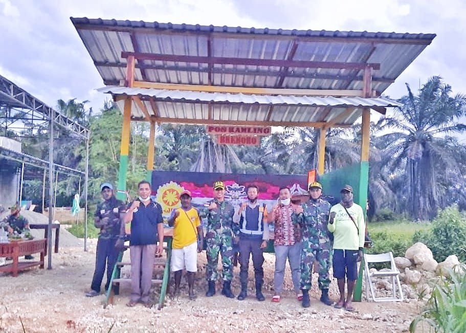 pos-kamling-bremoro-hadiah-satgas-yonif-mr-413-kostrad-di-bulan-yang-penuh-kasih-untuk-masyarakat-perbatasan-220806x-rev1.jpg
