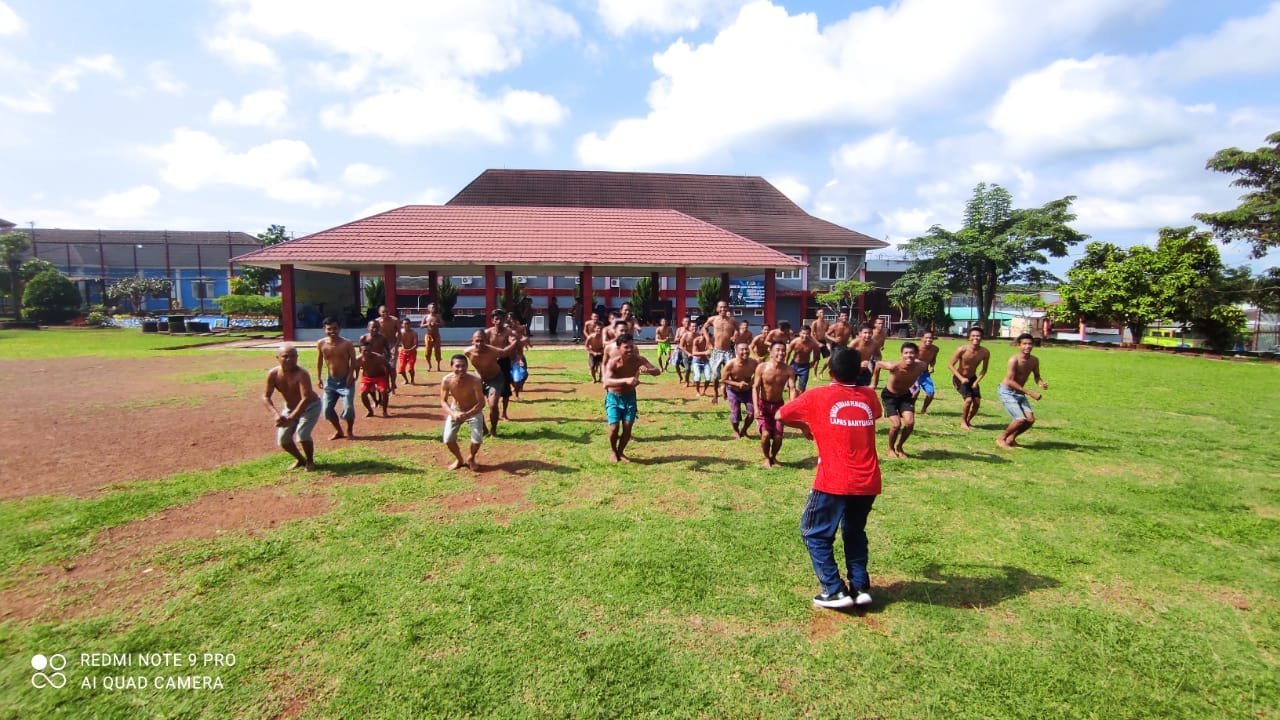 wbp-lapas-banyuasin-awali-hari-dengan-senam-pagi-2208066-rev2.jpg