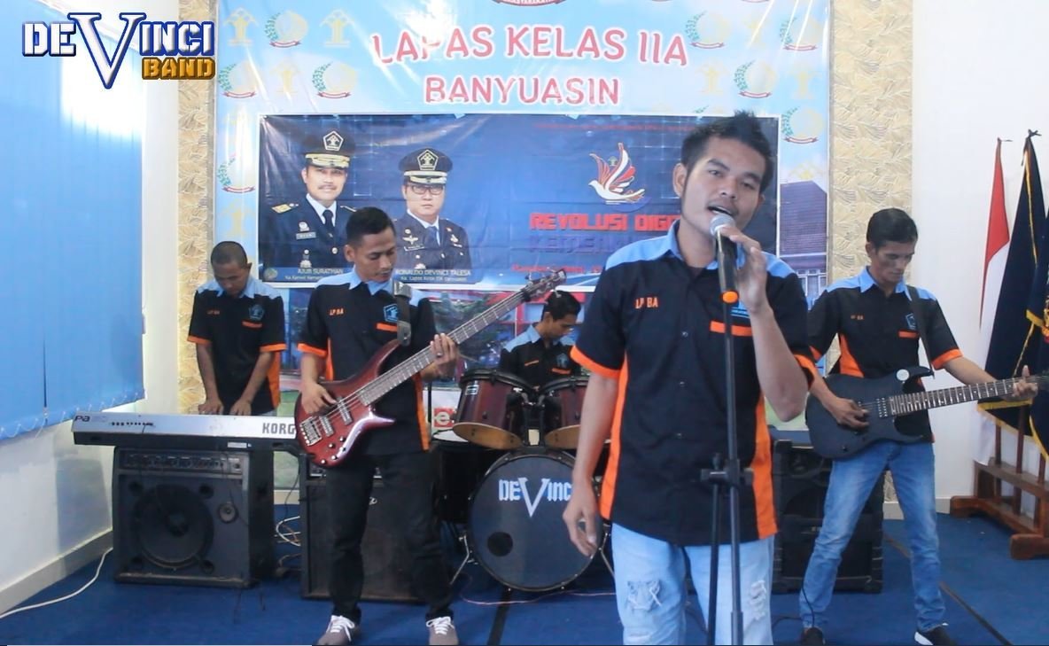 tampil-apik-band-lapas-banyuasin-lolos-lima-besar-kompetisi-musik-nasional-220806s-rev2.jpg