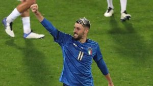 vincenzo-grifo-lahir-dan-besar-di-jerman-mengabdi-untuk-timnas-italia-220806f-rev1.jpg