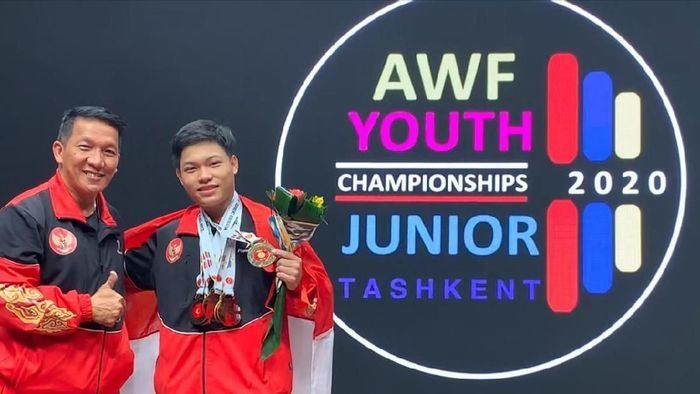 lifter-indonesia-optimistis-pecahkan-rekor-di-kejuaraan-dunia-remaja-2208061-rev2.jpg