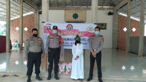 hut-humas-polri-69-humas-polres-muara-enim-adakan-bhakti-sosial-220806k-rev2.jpg