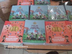 kenalkan-polri-sekolah-dasar-di-muba-bakal-dibagikan-buku-220806w-rev2.jpg