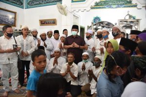 herman-deru-safari-jumat-di-masjid-nur-hasanah-220806s-rev1.jpg